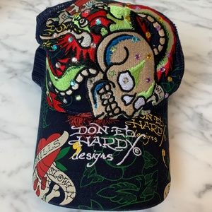 Ed hardy trucker hat